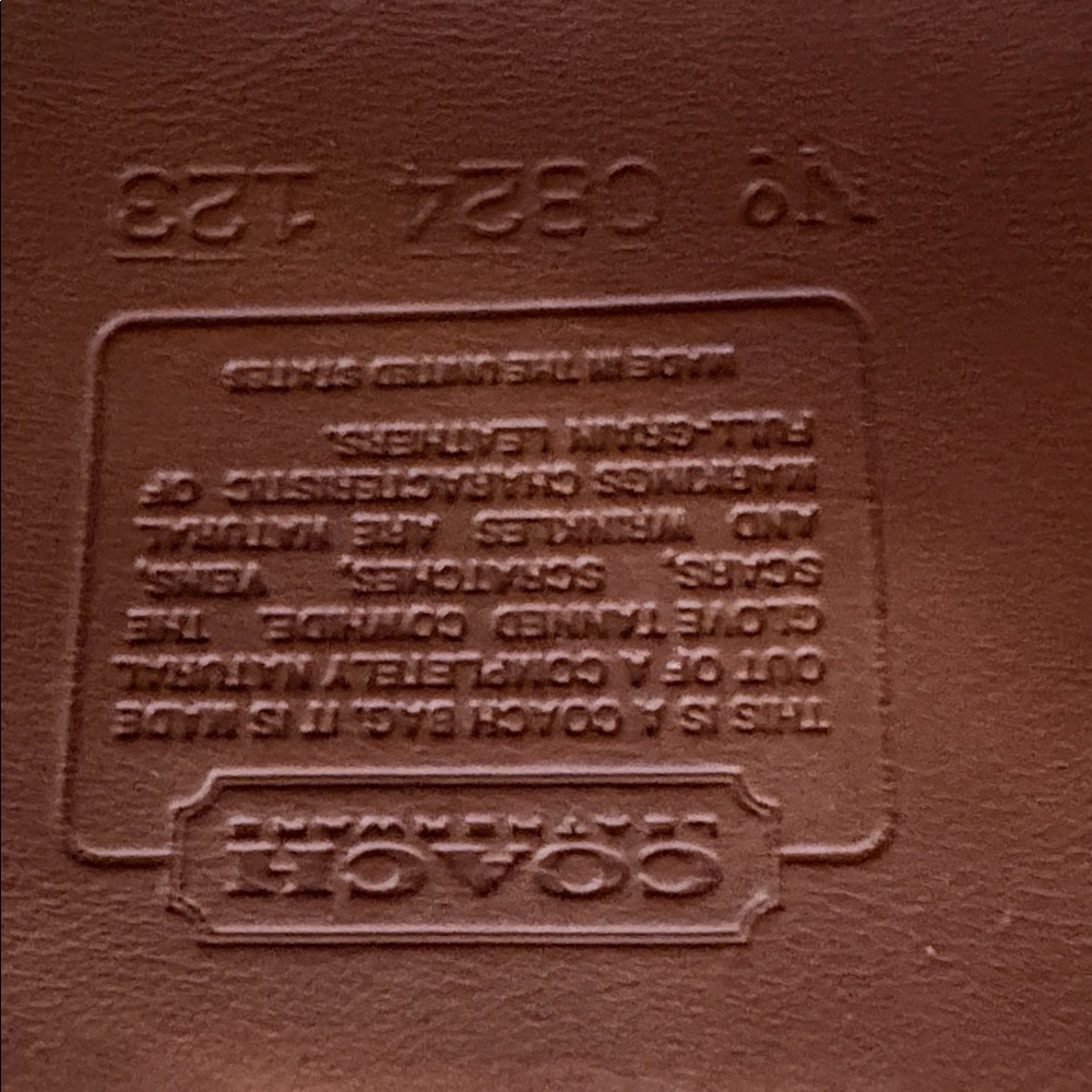 Vintage Coach Leatherware City Bag in British Tan - Picture 12 of 14